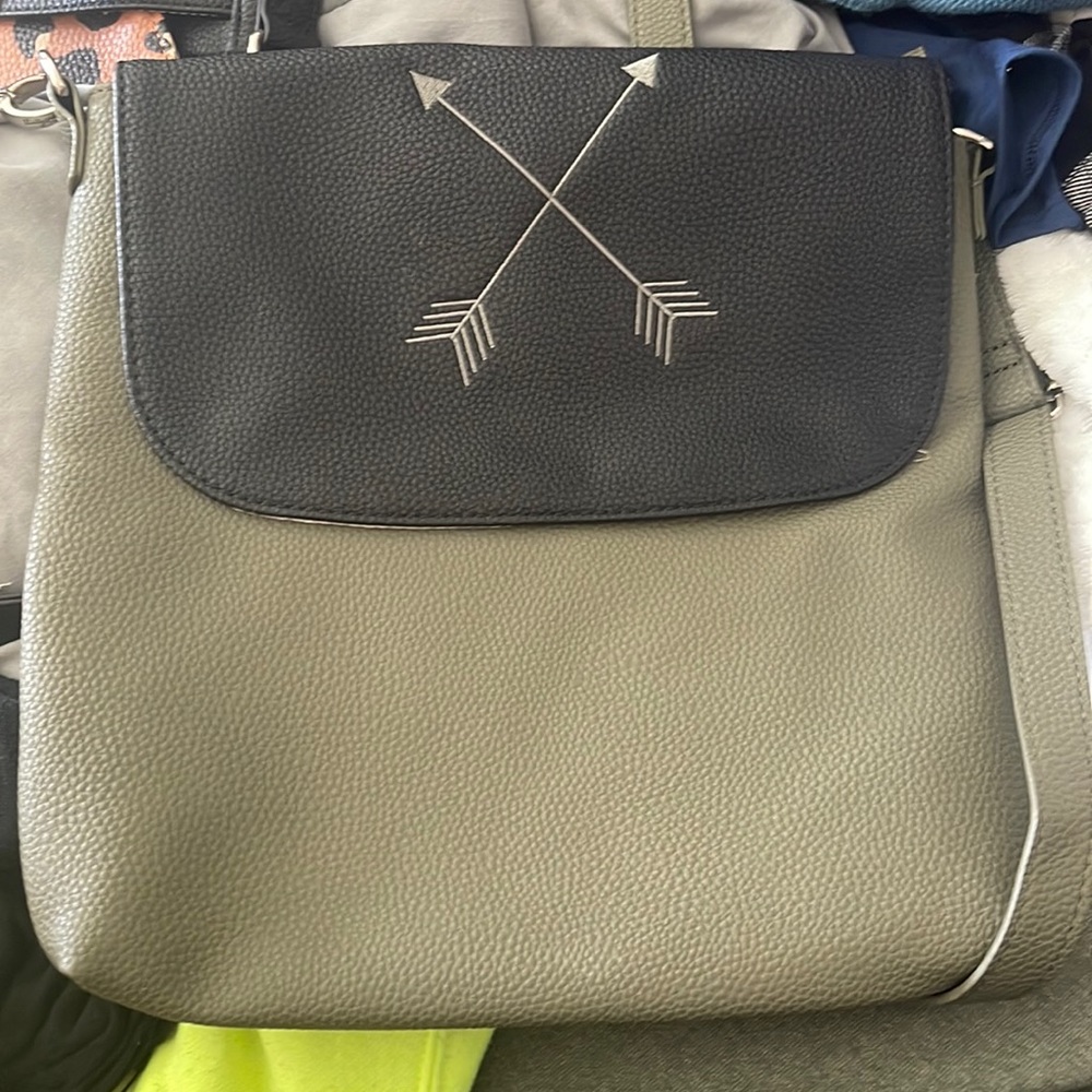 Thirty one purse